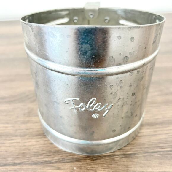 Vintage Foley Powdered Sugar Flour Sifter - Aluminum - Picture 5 of 5